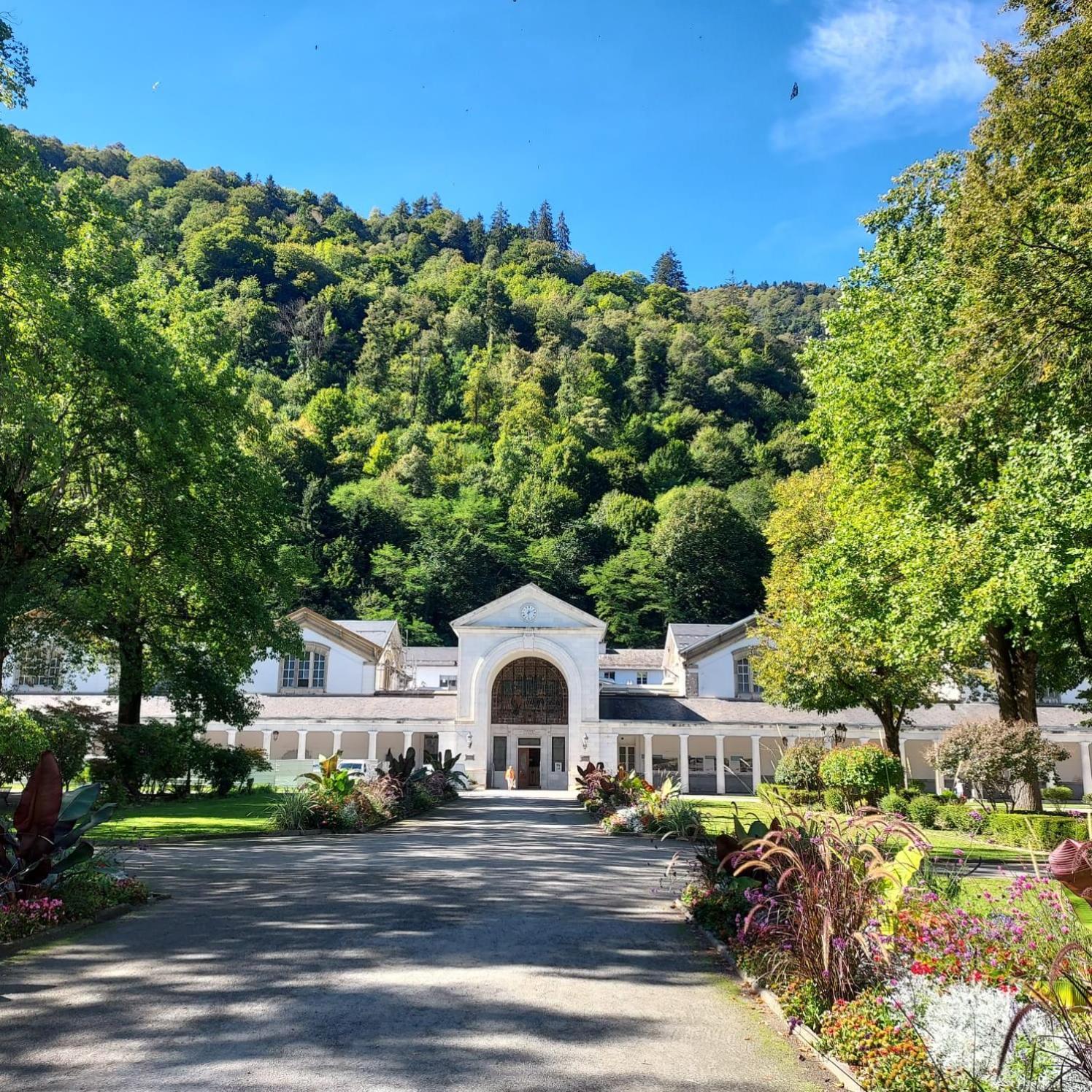 Royal Luchon Lejlighedshotel Bagnères-de-Luchon Eksteriør billede