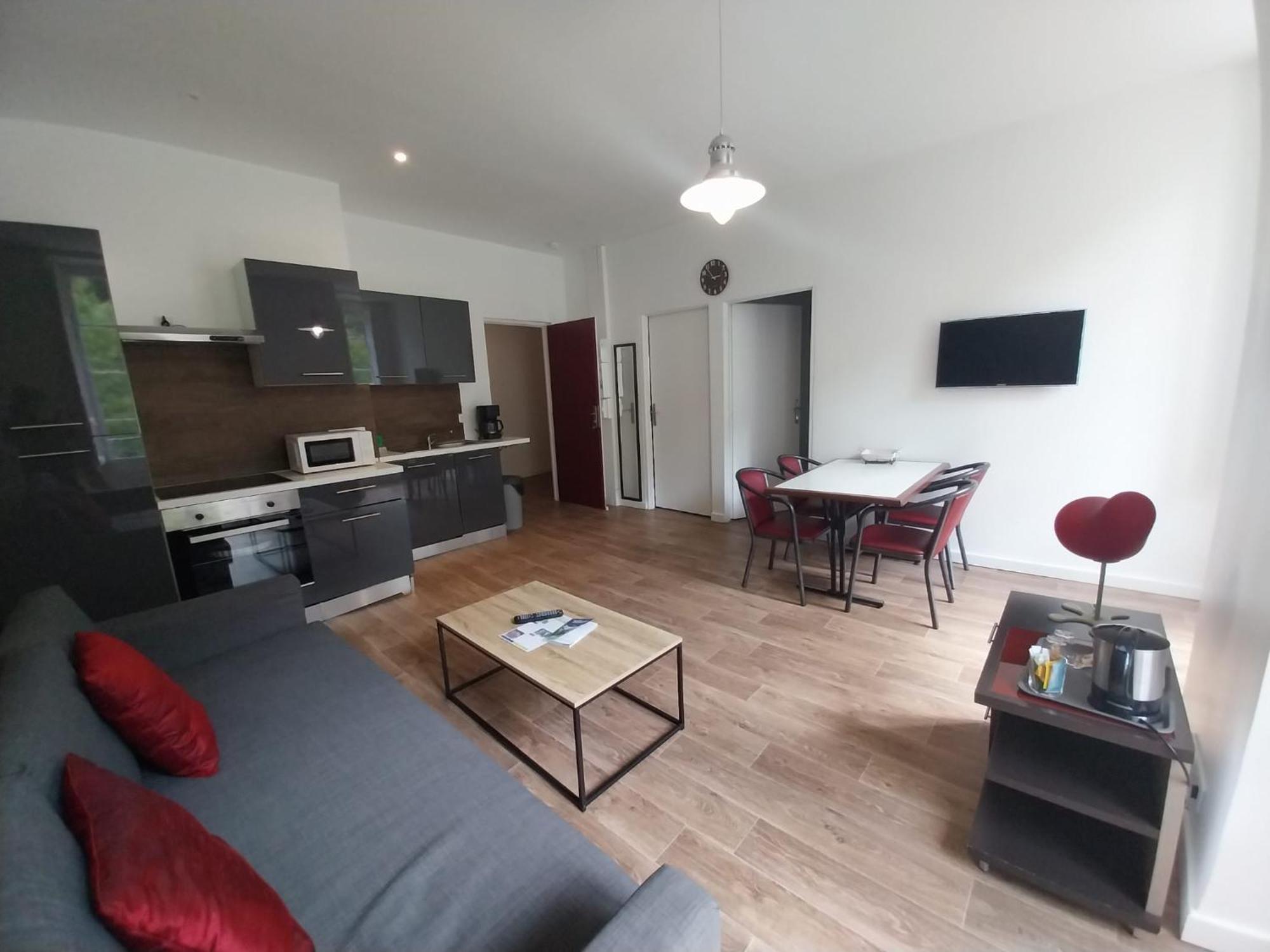 Royal Luchon Lejlighedshotel Bagnères-de-Luchon Eksteriør billede